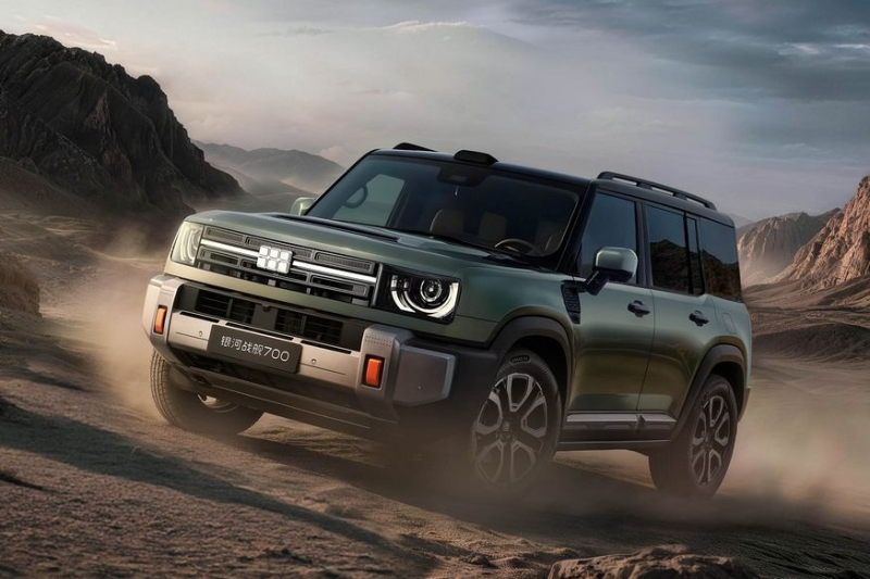Суровый Geely Galaxy Cruiser 700 начинает карьеру с ажиотажного спроса